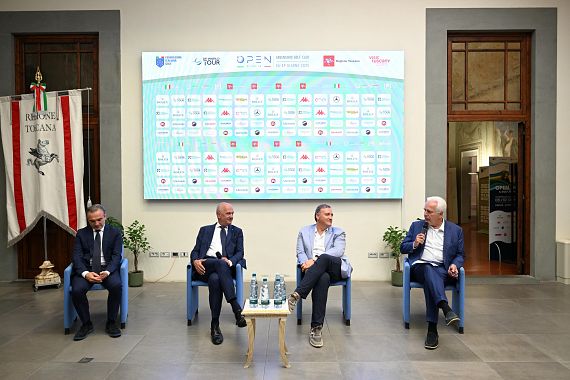 La presentazione col presidente Giani e l'assessore Marras